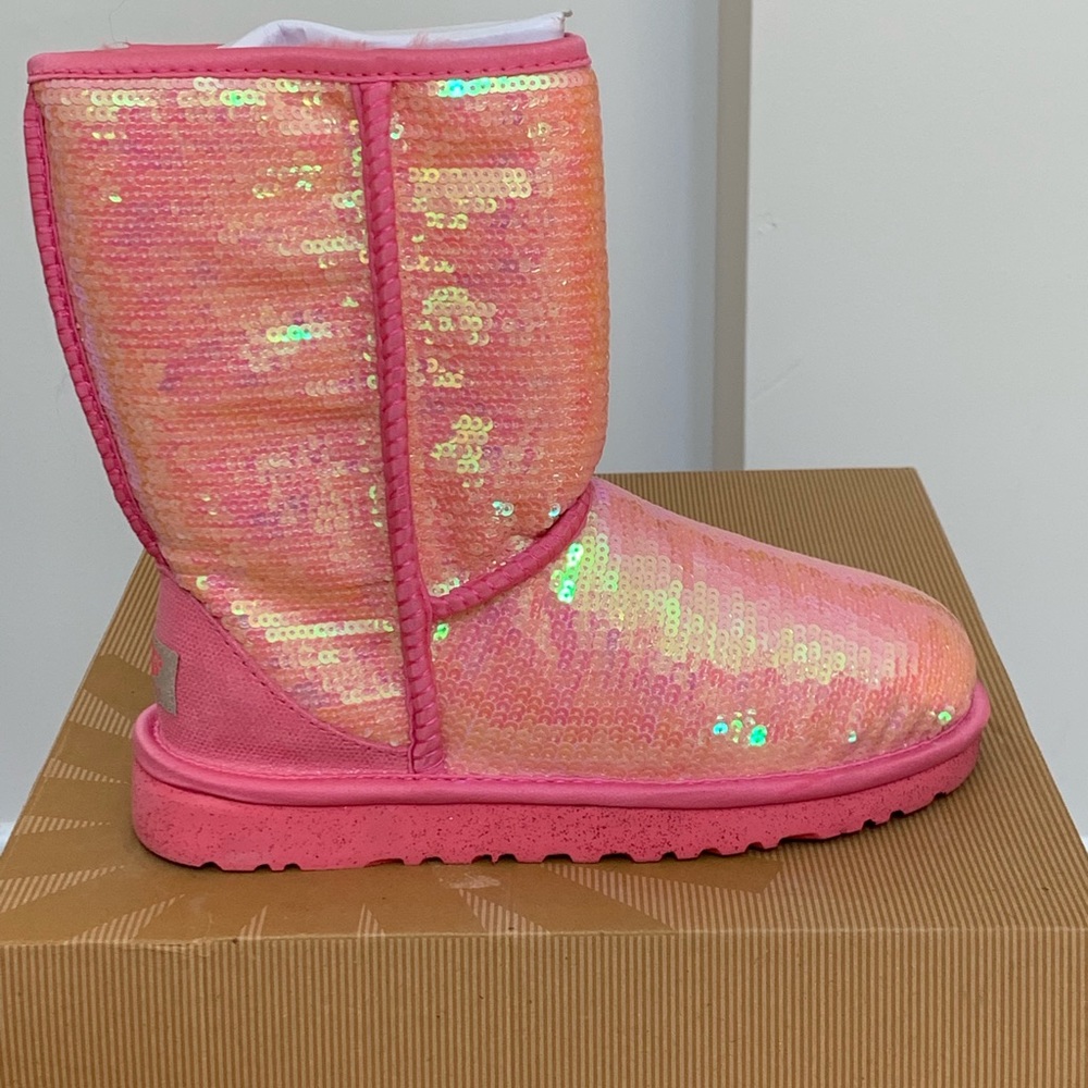 UGG SPARKLES SHORT BOOT PINK SIZE 5